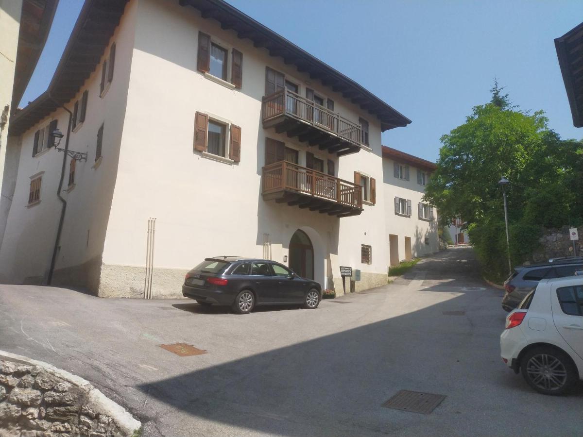 Appartamento Toma Mihaela Tres Exteriér fotografie
